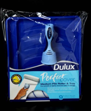 DULUX ROLLER TRAY SET 9IN